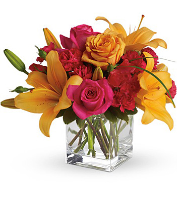 Teleflora's Uniquely Chic